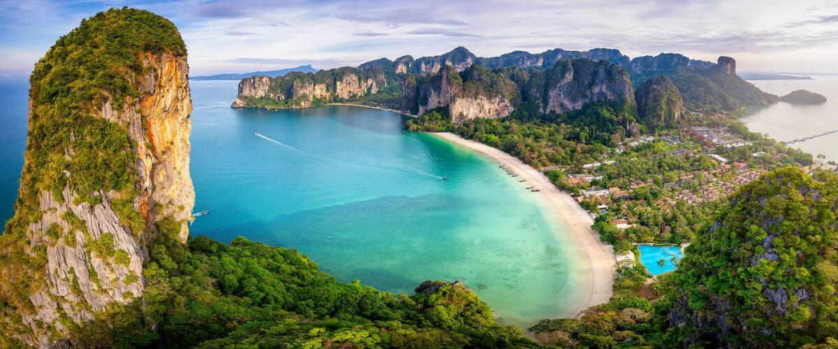 Limestone cliffs and turquoise water at Railay Beach, Thailand